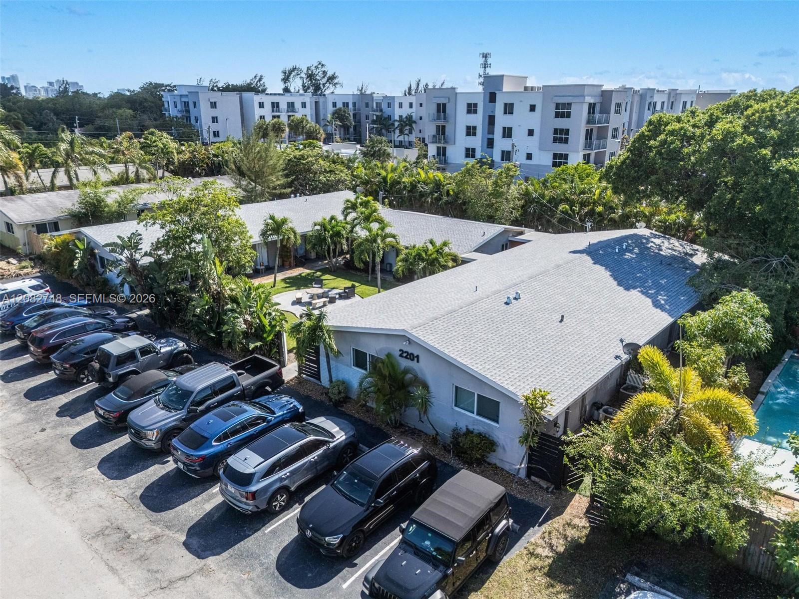 2201 NE 14th Ave # 9, Wilton Manors FL 33305