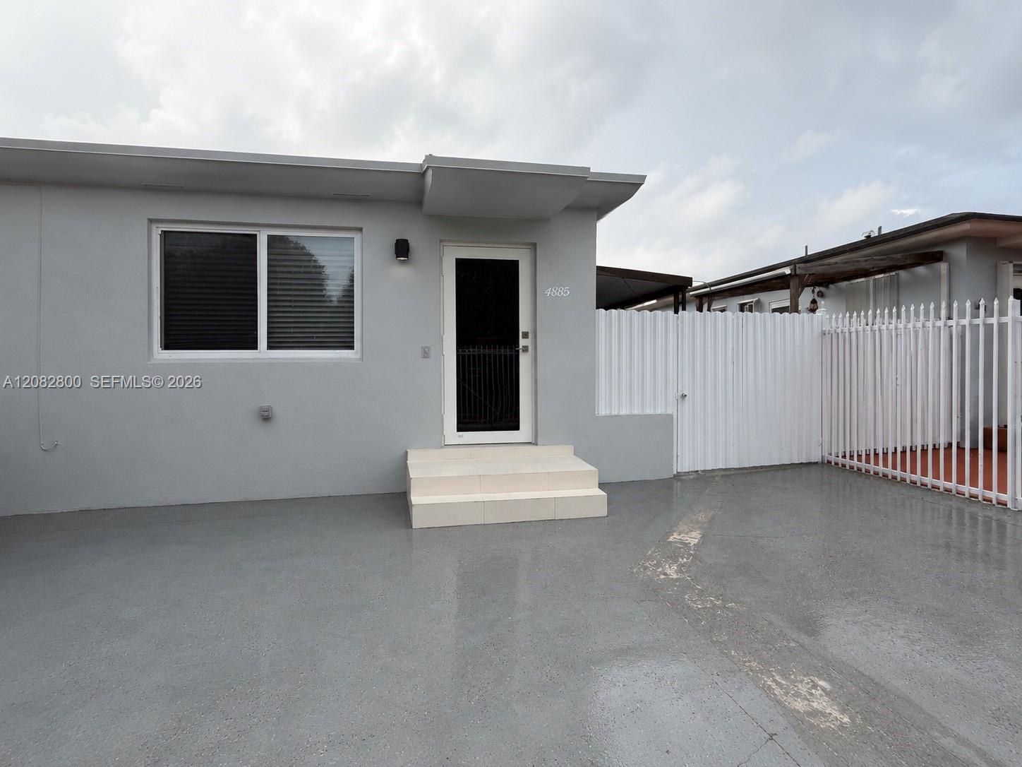 4885 NW 4th St, Miami FL 33126