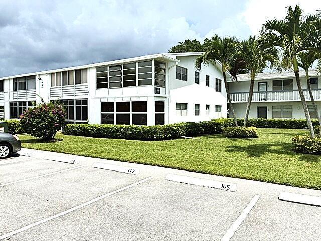 110 MARKHAM F # 110, Deerfield Beach FL 33442