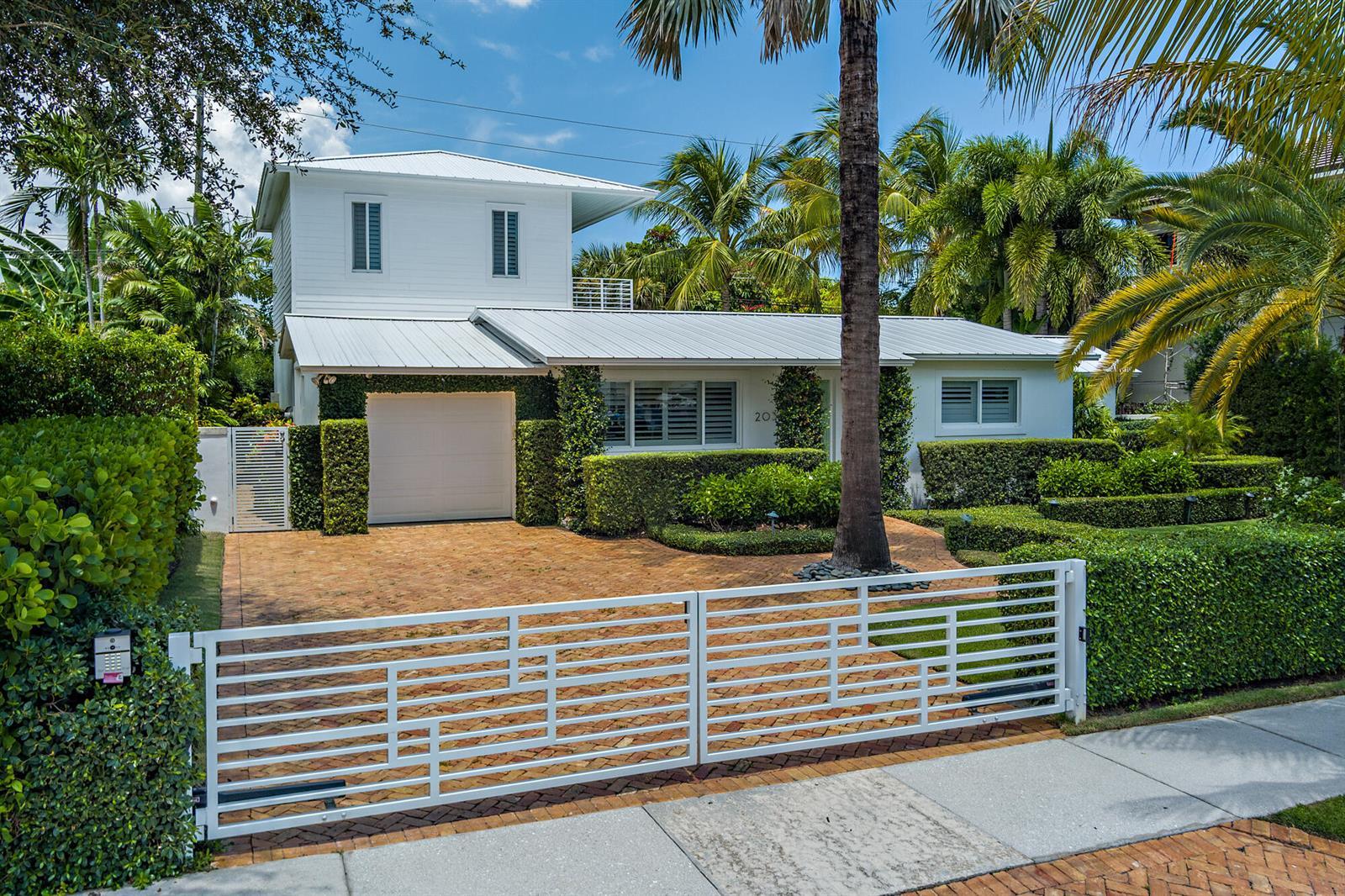 203 Arlington Road, West Palm Beach FL 33405