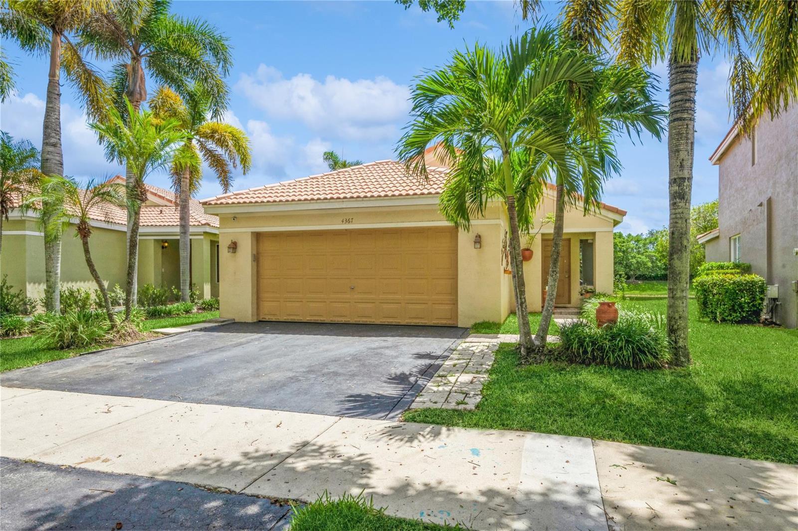 4367 DOGWOOD Circle, Weston FL 33331