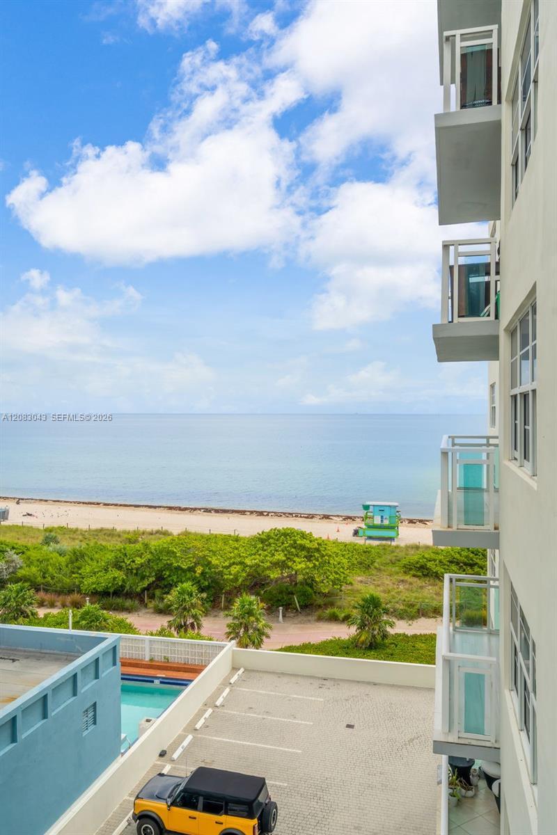 6917 Collins Ave # 706, Miami Beach FL 33141