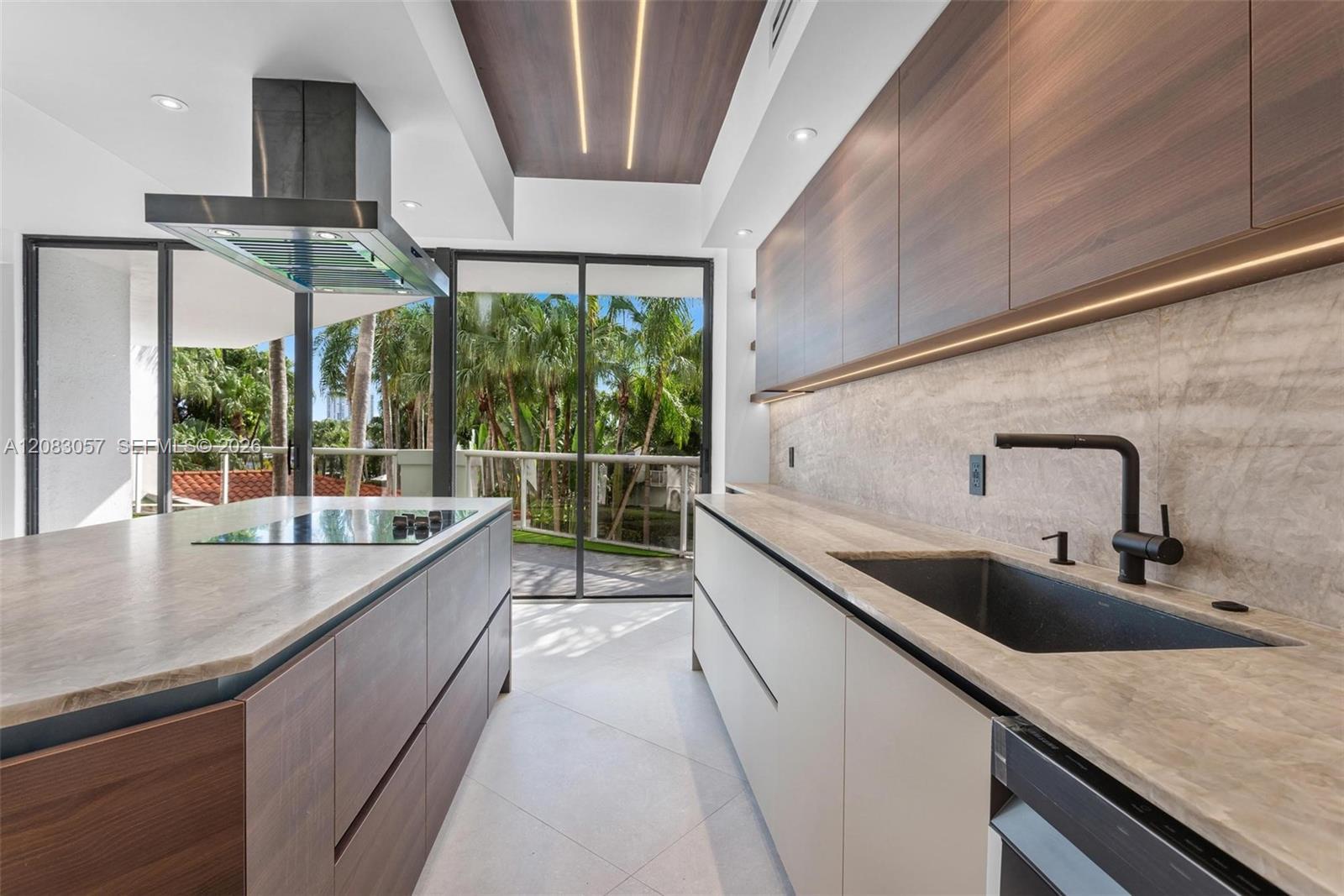 3610 Yacht Club Dr # 213, Aventura FL 33180