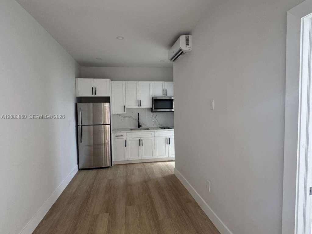 2425 SW 6th St # 11, Miami FL 33135