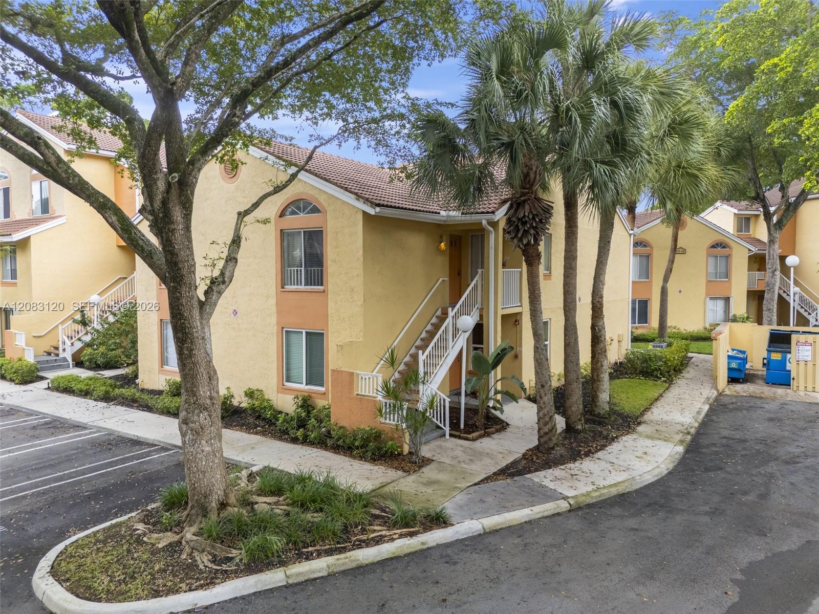1076 Coral Club Dr # 1076, Coral Springs FL 33071