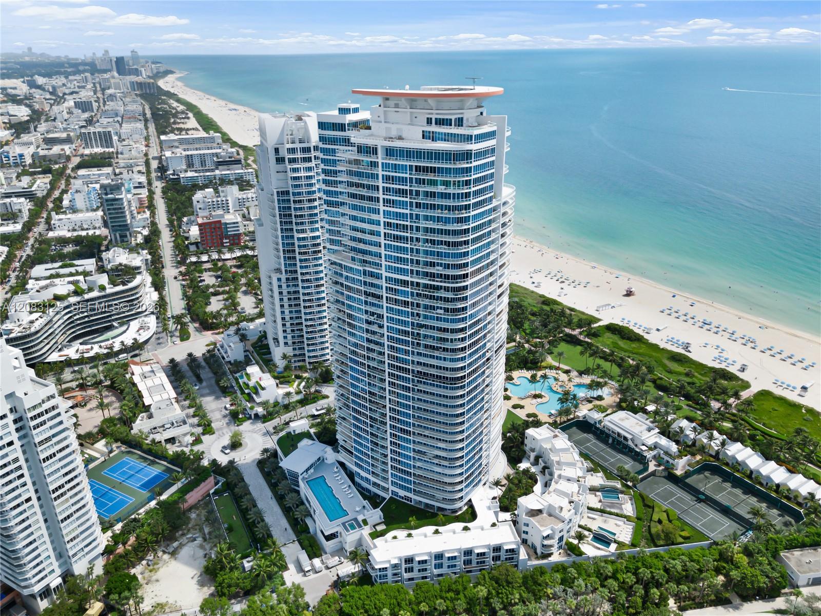 100 S Pointe Dr, Miami Beach FL 33139