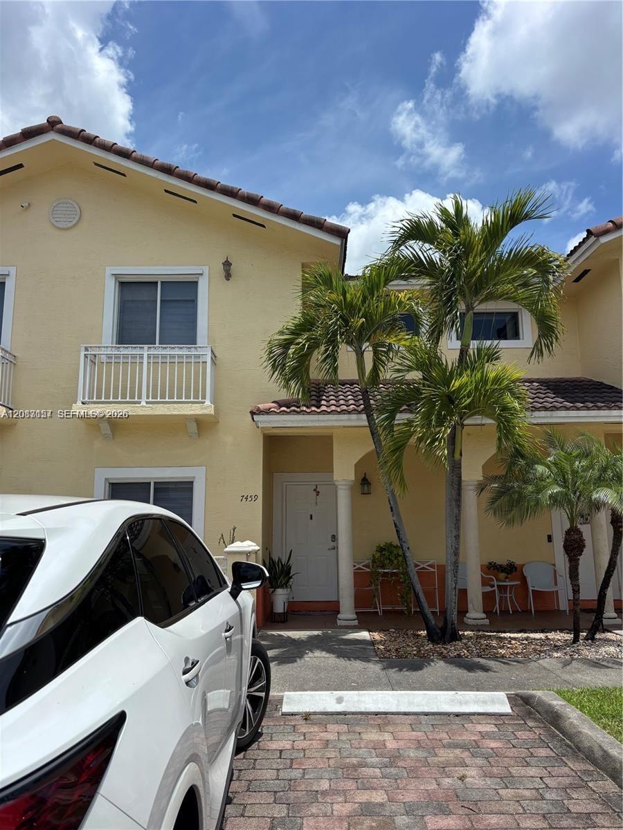 Hialeah, FL