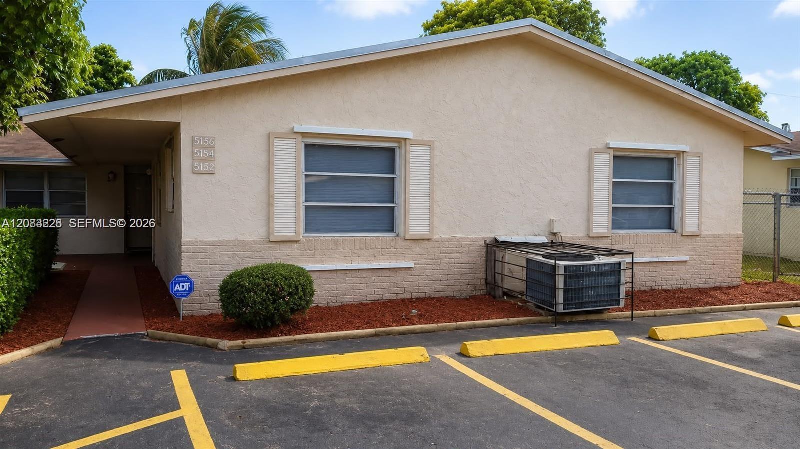 5880 NW 19th Ct # 2, Lauderhill FL 33313