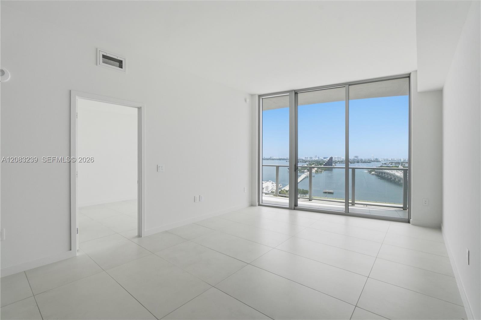 1400 Biscayne Blvd # 2104, Miami FL 33132