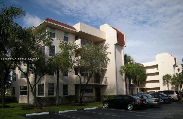 9520 Seagrape Dr # 403, Davie FL 33324