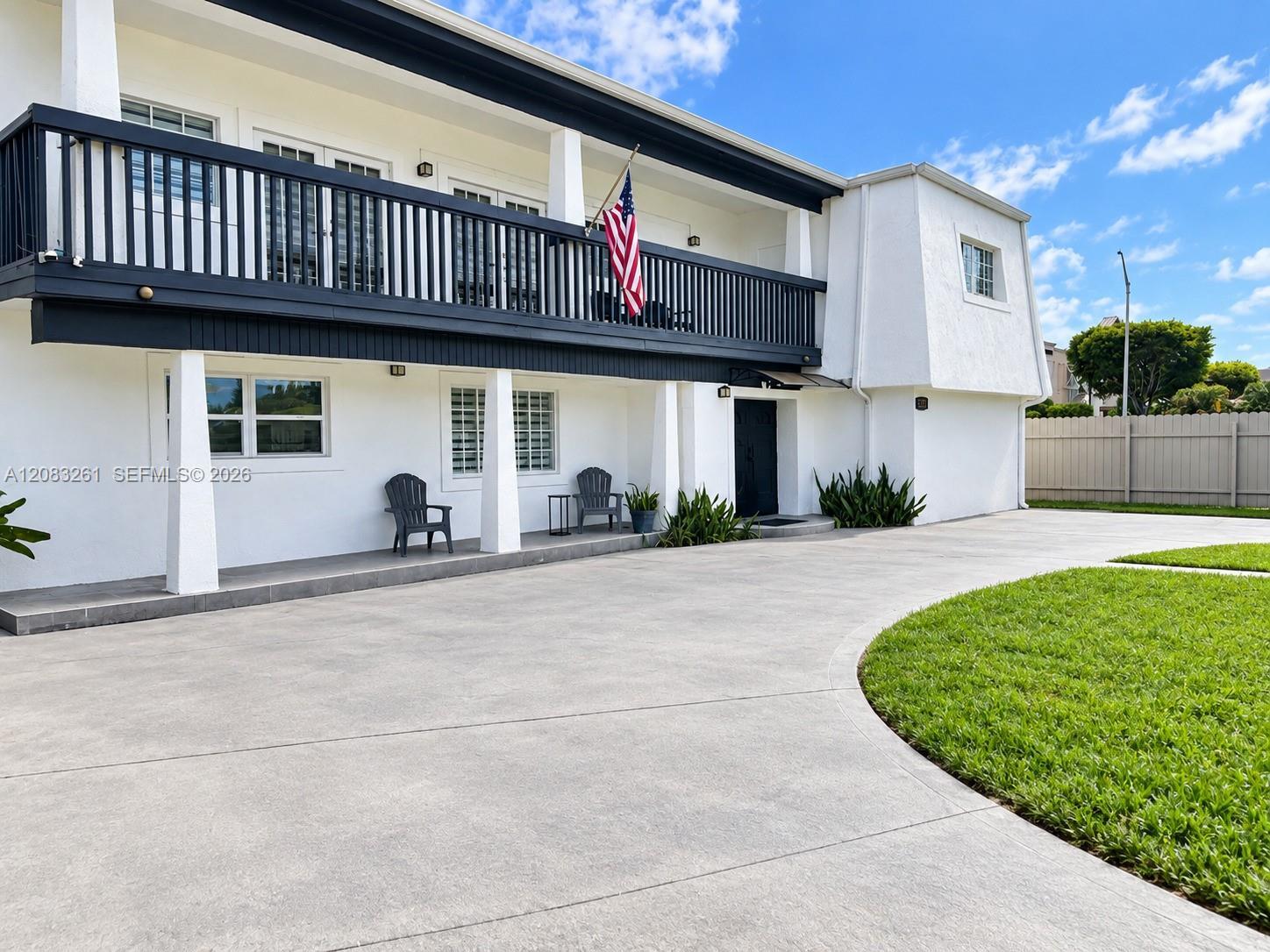 4120 NW 166th St, Miami Gardens FL 33054