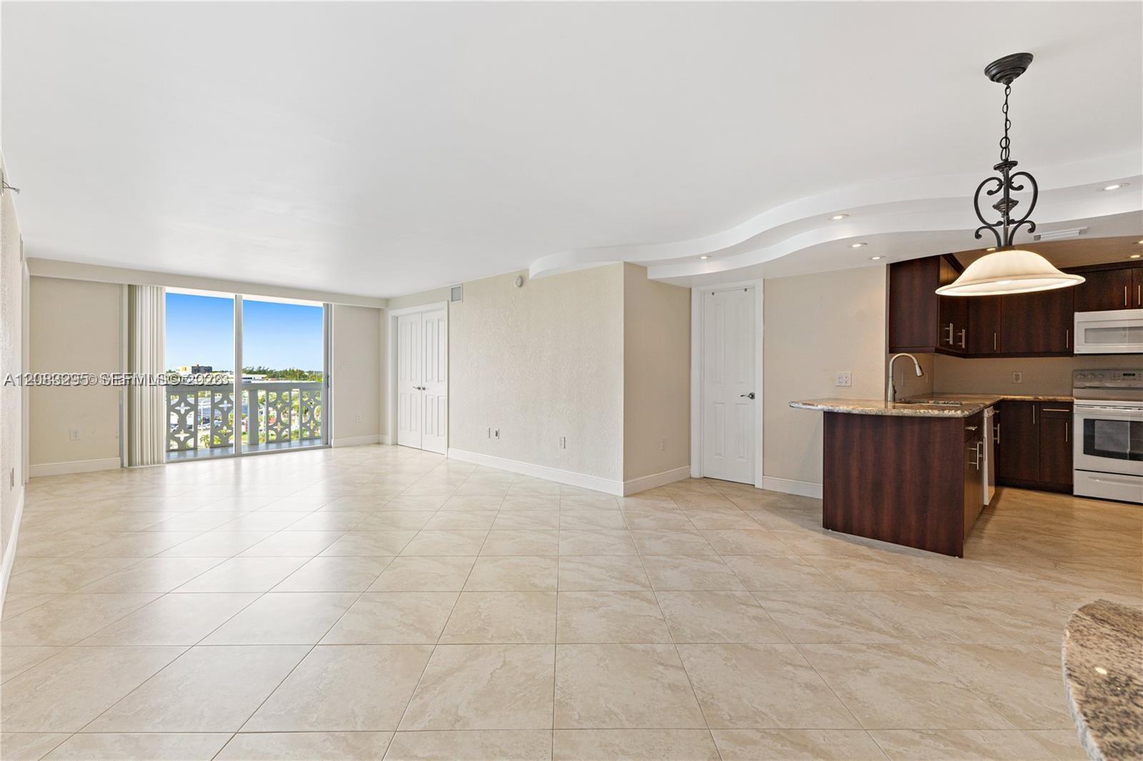 13155 Ixora Ct # 905, North Miami FL 33181