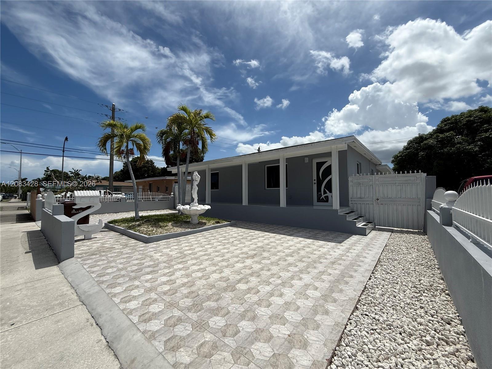 82 E 16th St, Hialeah FL 33010