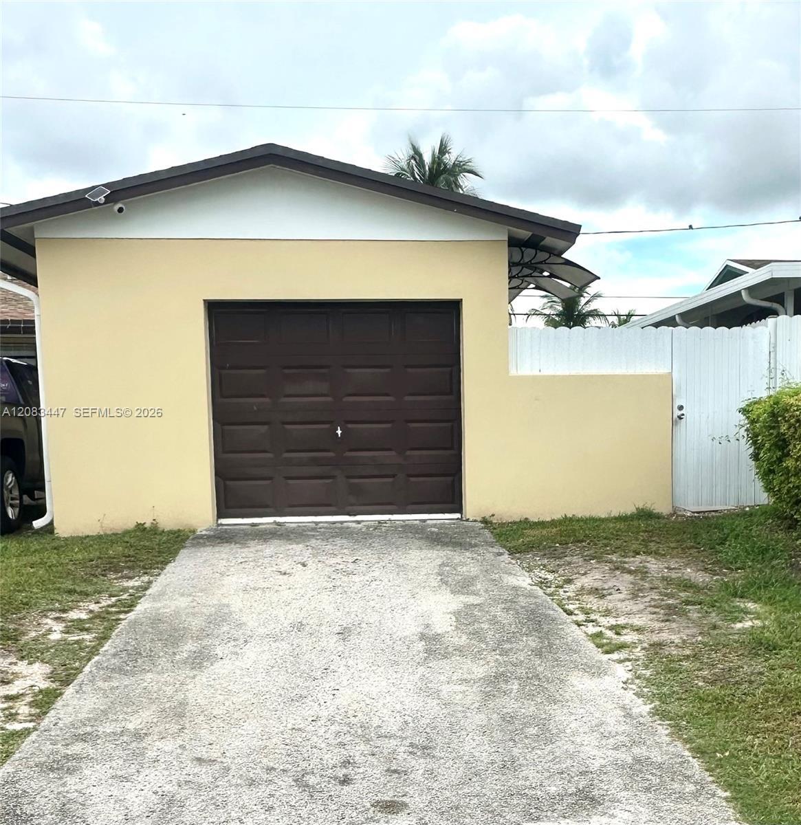 20221 SW 115th Ave # 1, Miami FL 33189