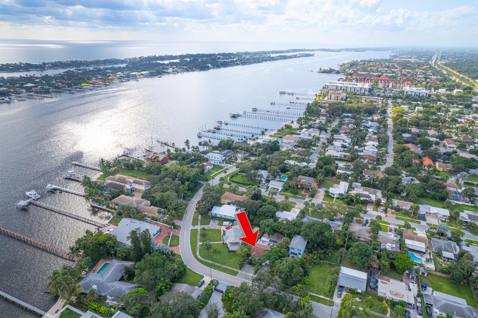 545 S LAKE Drive, Lantana FL 33462