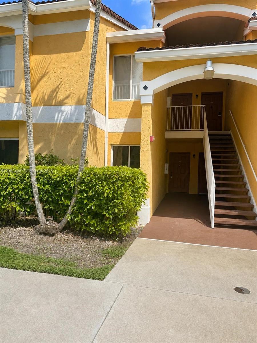 2642 NW 33rd St # 1904, Oakland Park FL 33309
