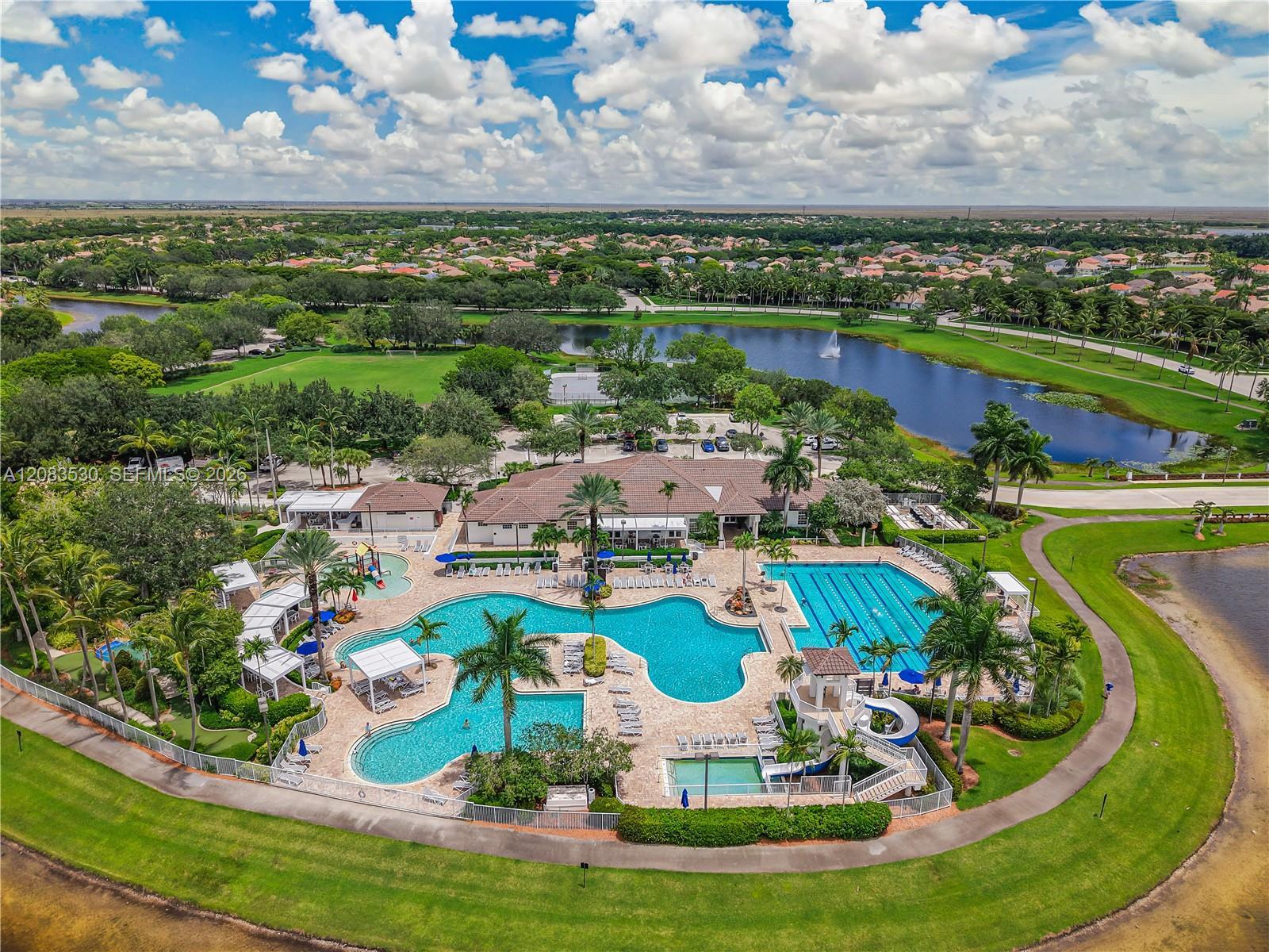 1509 Canary Island Dr, Weston FL 33327