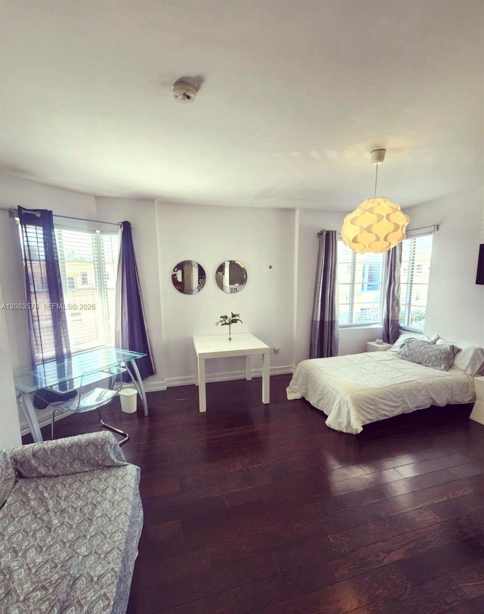 621 11th St # 201, Miami Beach FL 33139