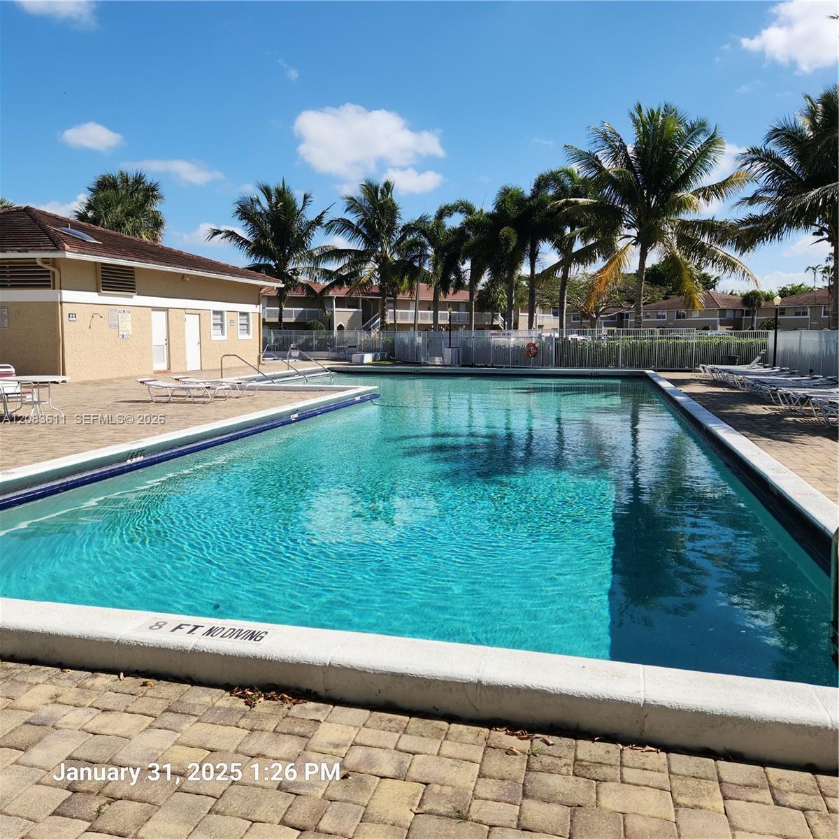 10004 Twin Lakes Dr # F, Coral Springs FL 33071
