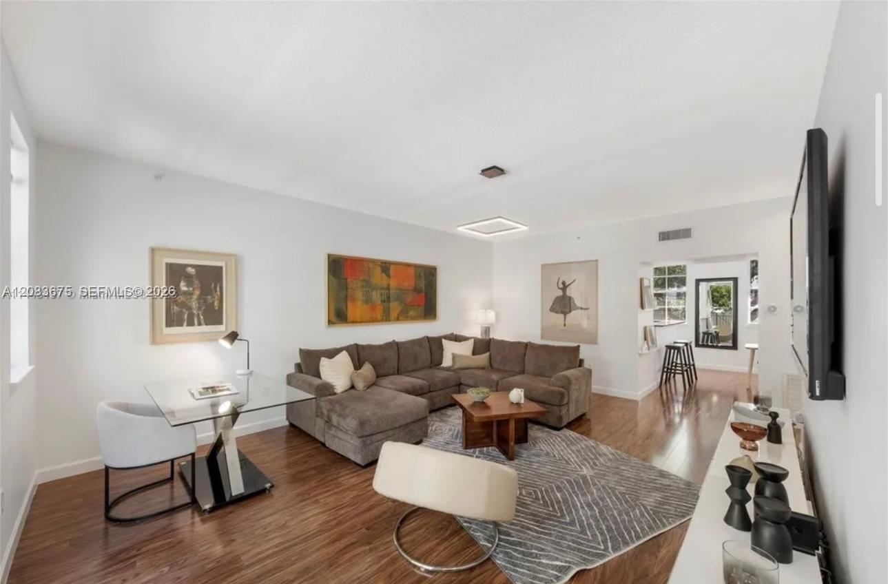 2069 S Ocean Dr, Hallandale Beach FL 33009