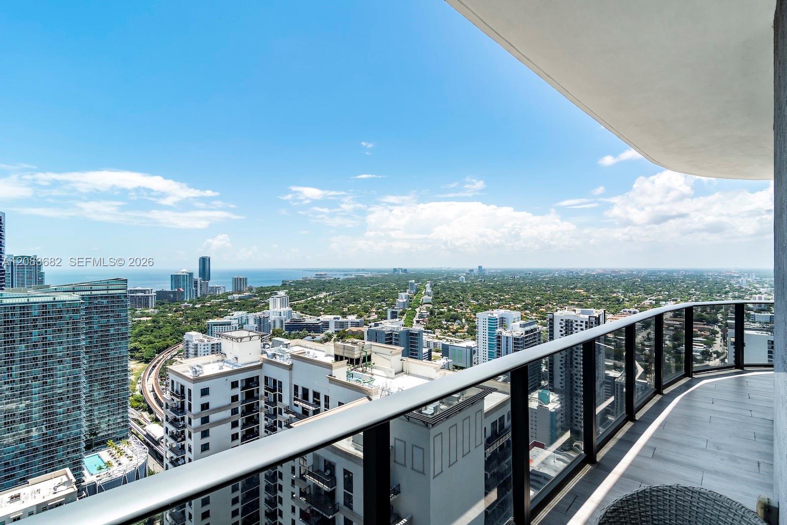 55 SW 9th St # 4206, Miami FL 33130