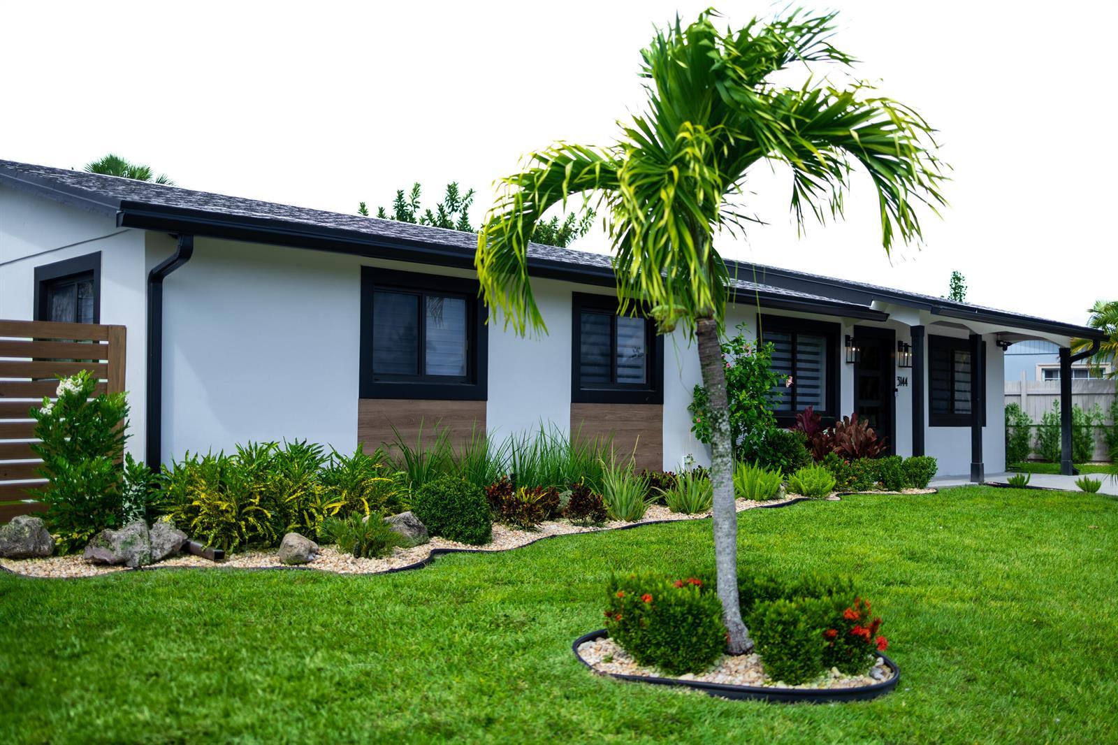 3144 CAPRI Road, FL 33410