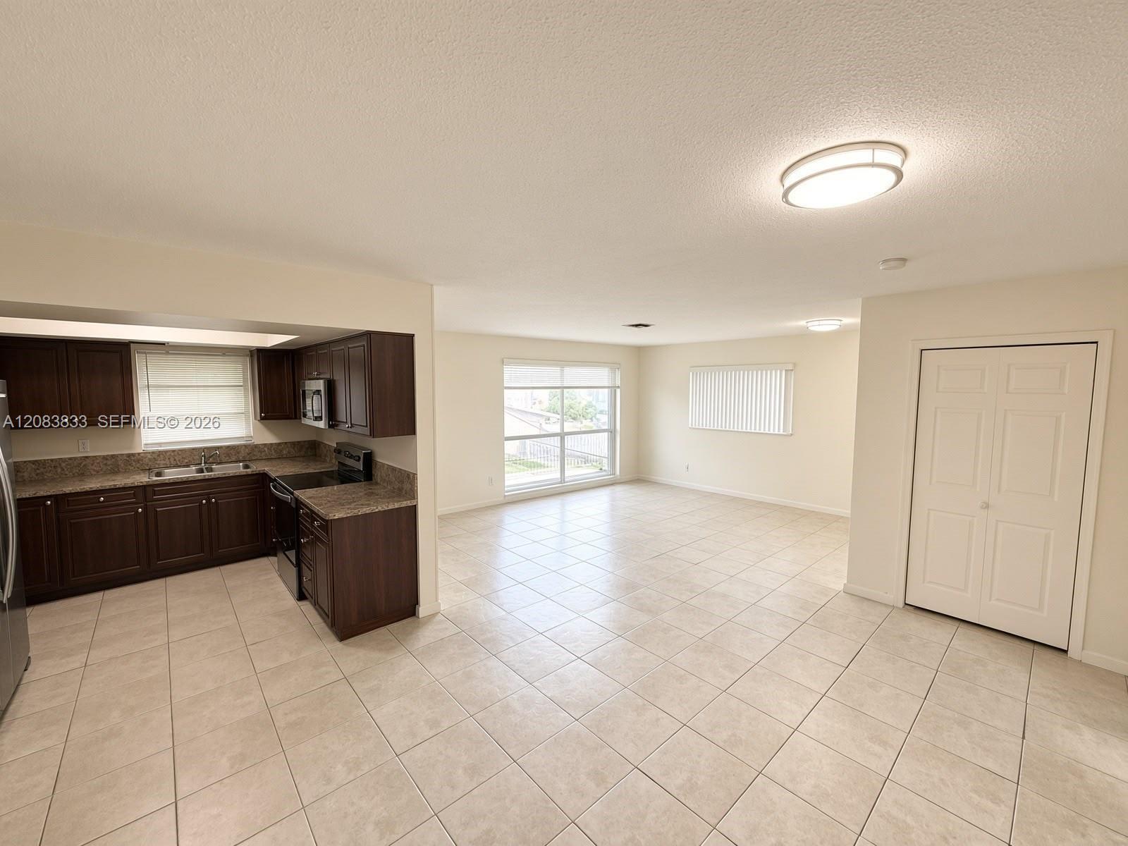 1904 SW 2nd St # 1908c, Fort Lauderdale FL 33312