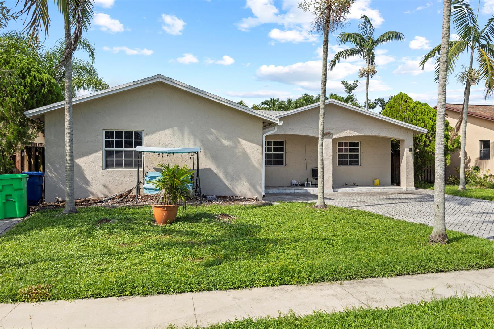 10975 NW 27th Place, Sunrise FL 33322