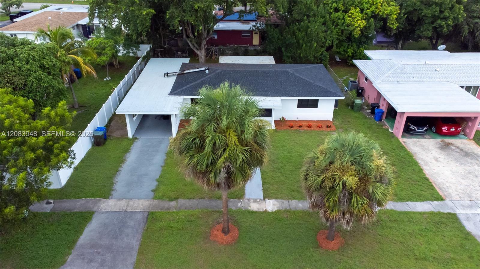 810 Wyoming Ave, Fort Lauderdale FL 33312