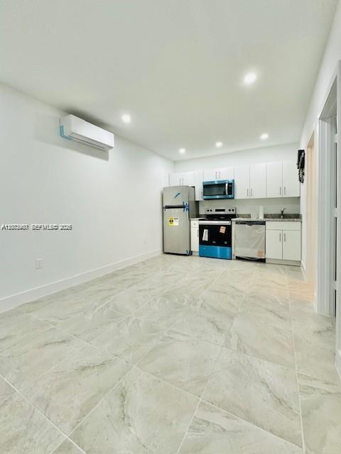 3300 SW 80th Ave, Miami FL 33155