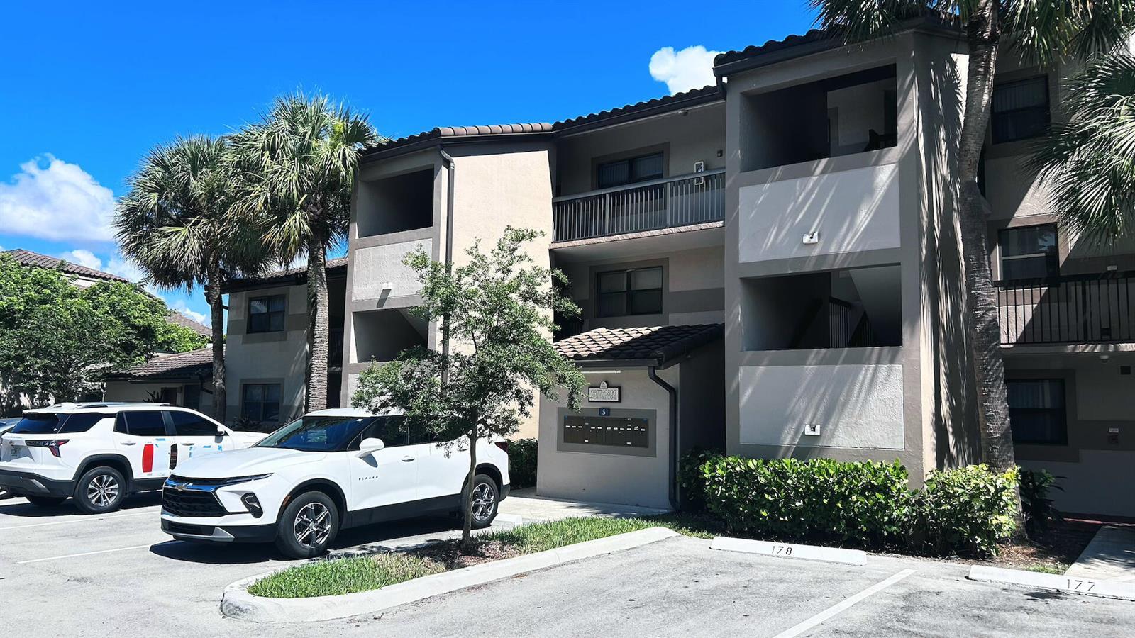 9938 Nob Hill Lane # 9938, Sunrise FL 33351