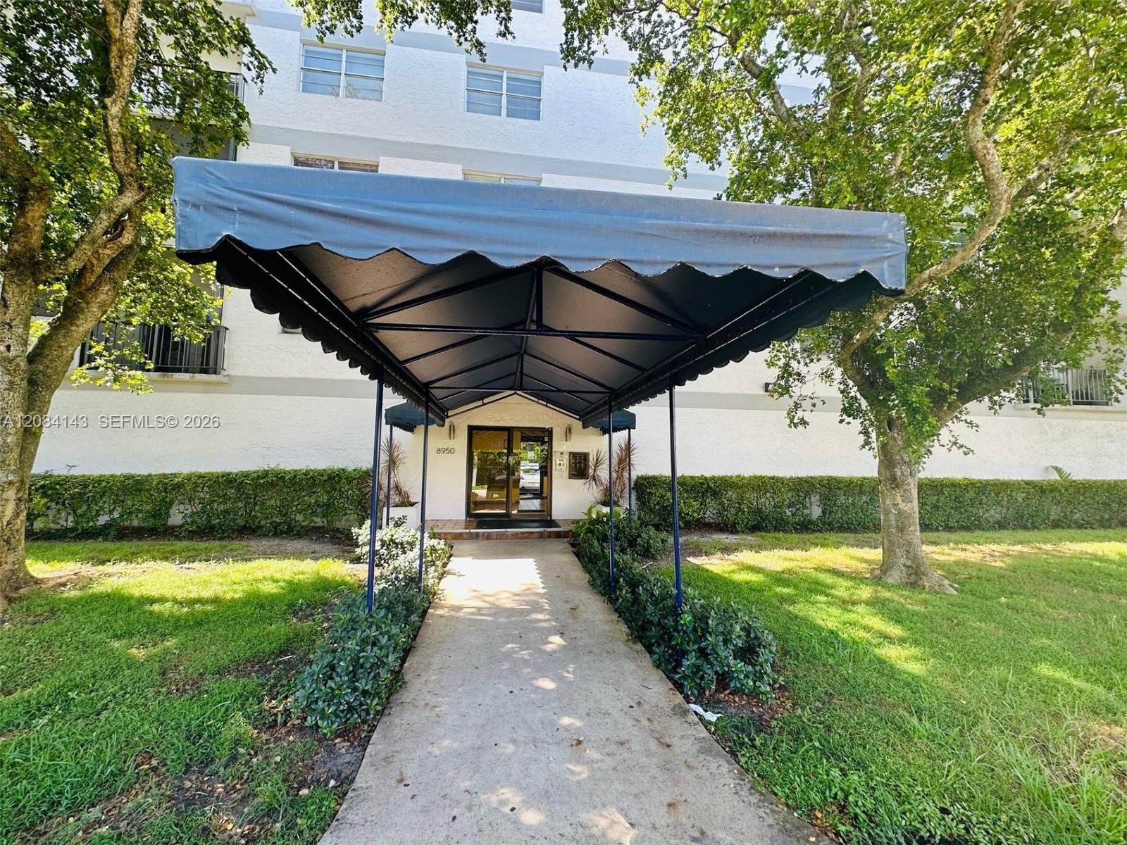 8950 NE 8th Ave # 203, Miami FL 33138