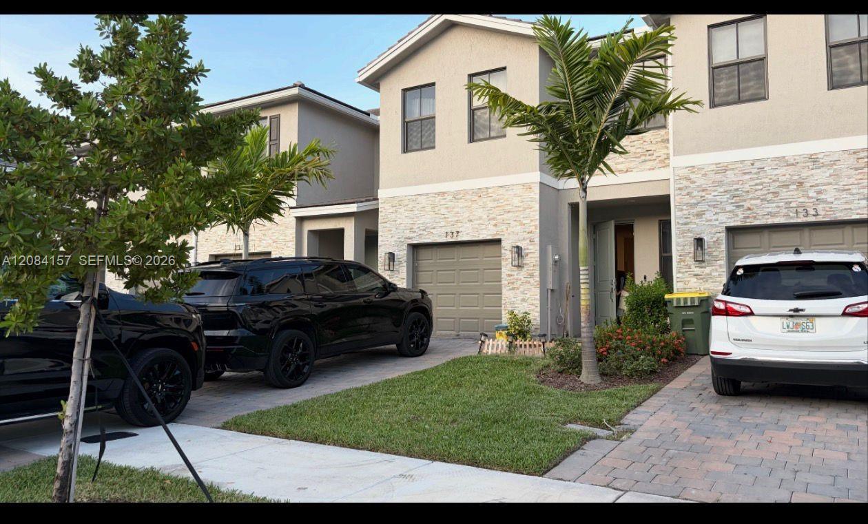 137 NE 14th Ave, Homestead FL 33033