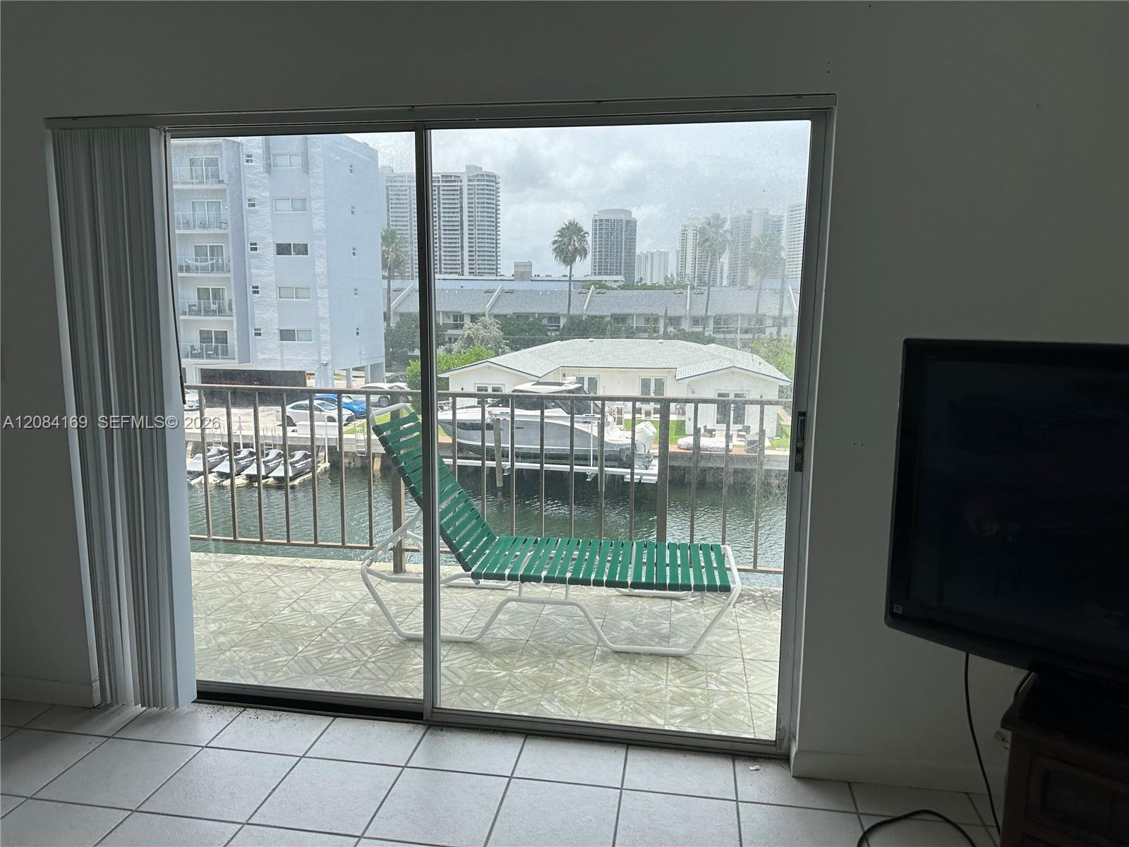 3665 NE 167th St # 307, North Miami Beach FL 33160