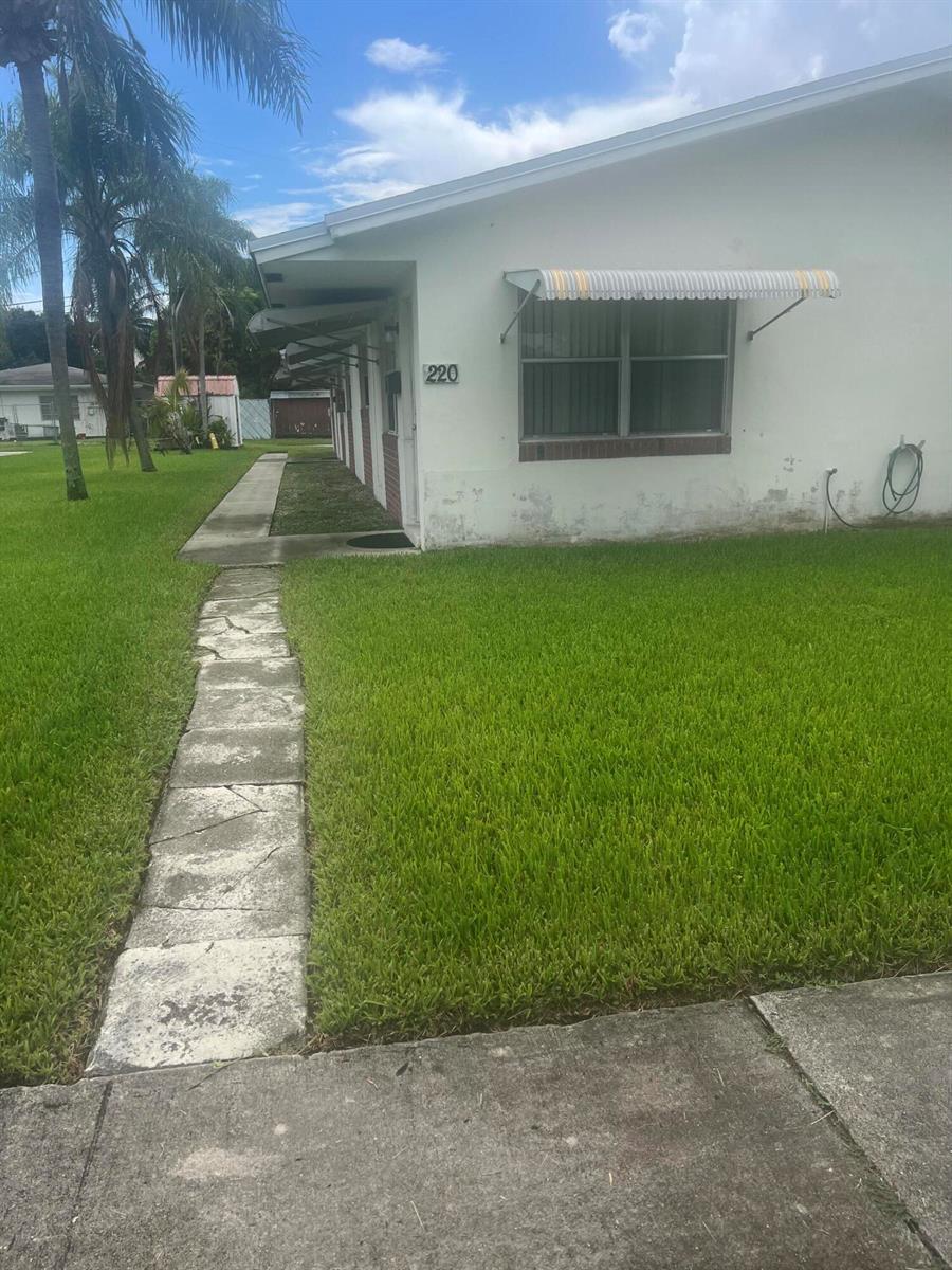 220 NE 1st Street # 2, Dania Beach FL 33004