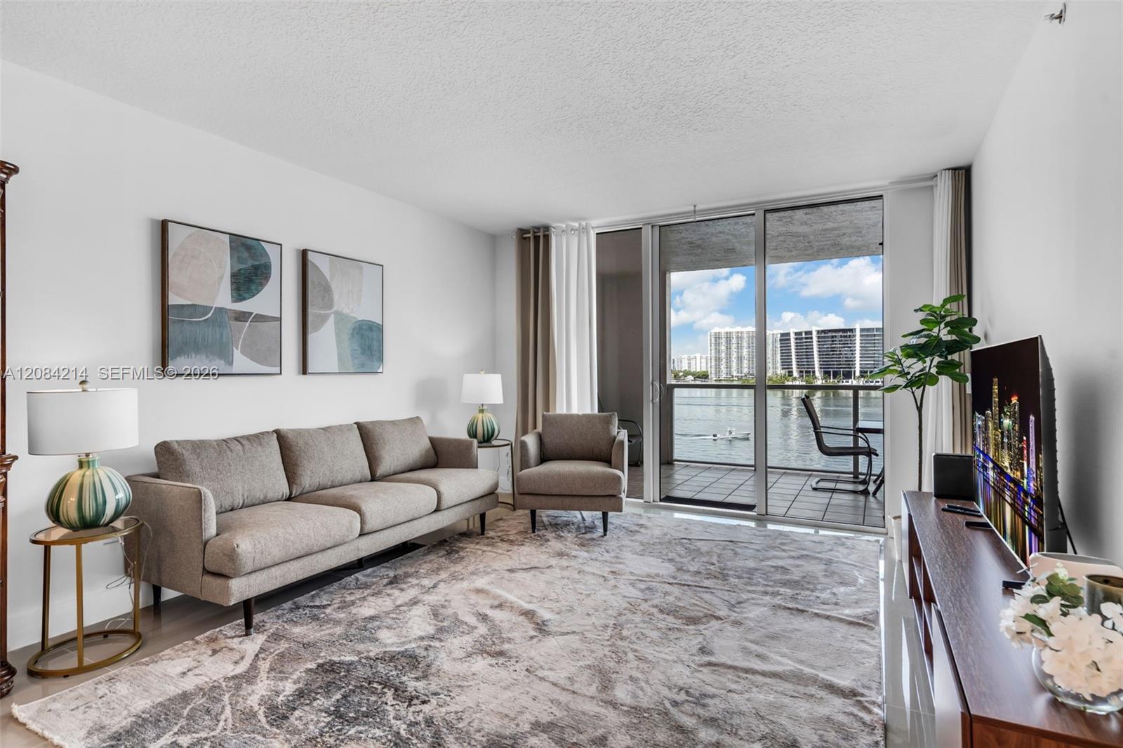 18100 N Bay Rd # 709, Sunny Isles Beach FL 33160