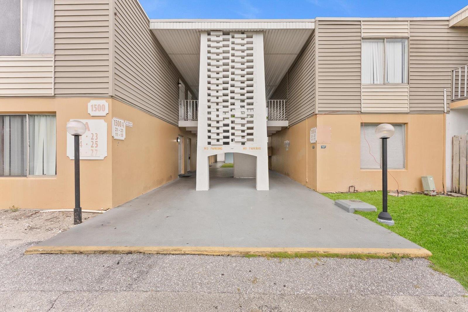 1500 CRESCENT Circle # A14, Lake Park FL 33403