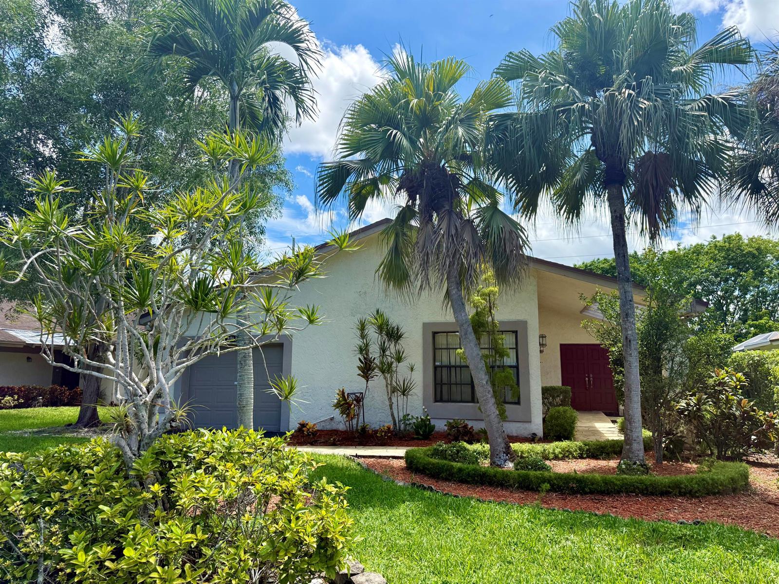 8963 Old Pine Way # 21, Boca Raton FL 33433
