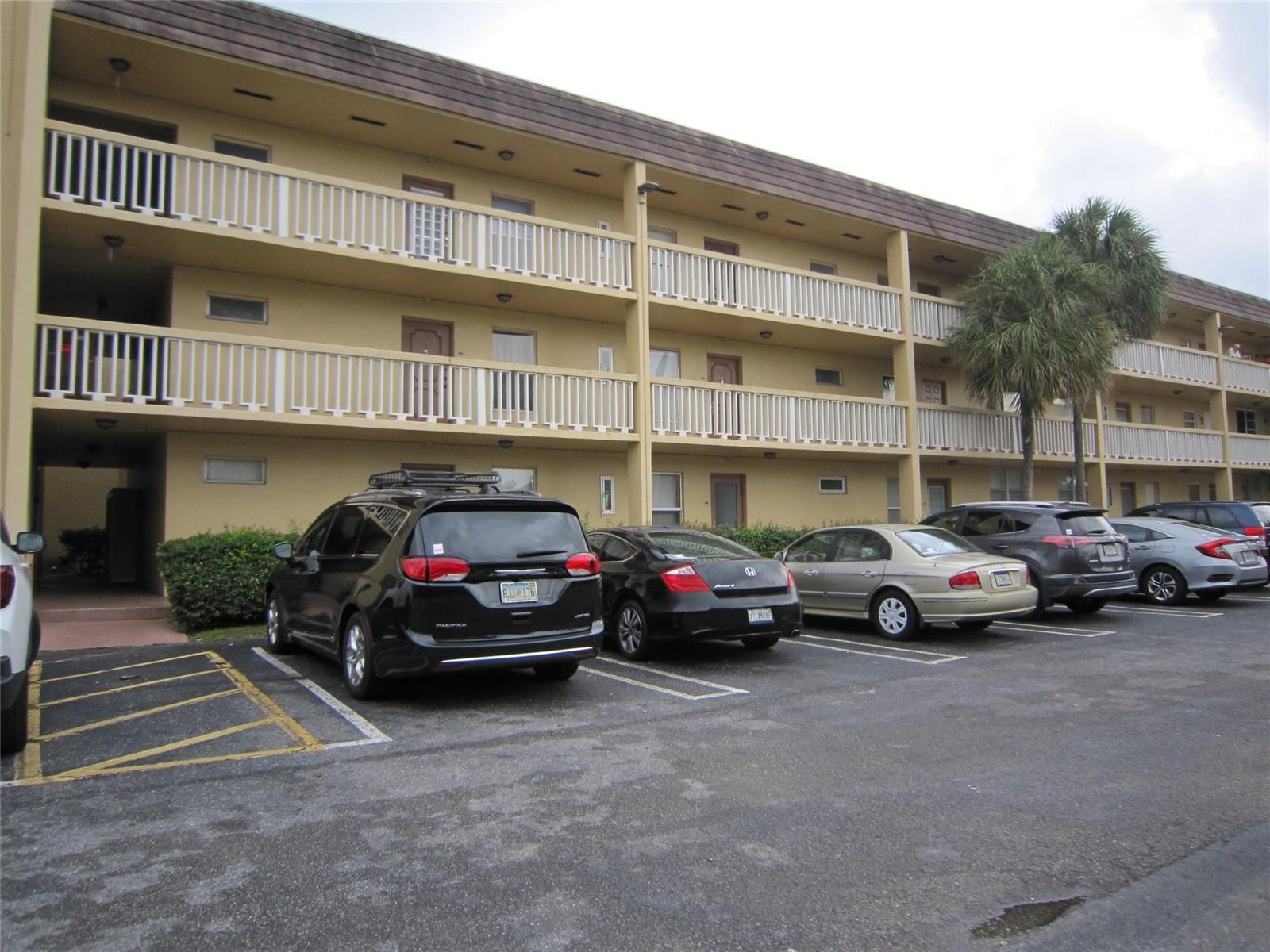 6150 NW 62ND Street # 107, Tamarac FL 33319