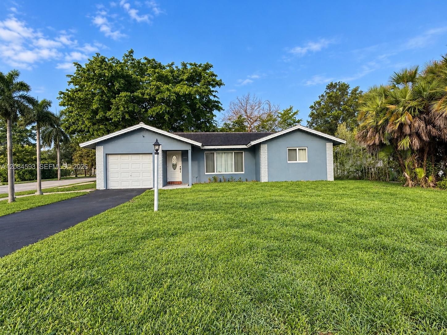 8001 NW 108 AVE, Tamarac FL 33321
