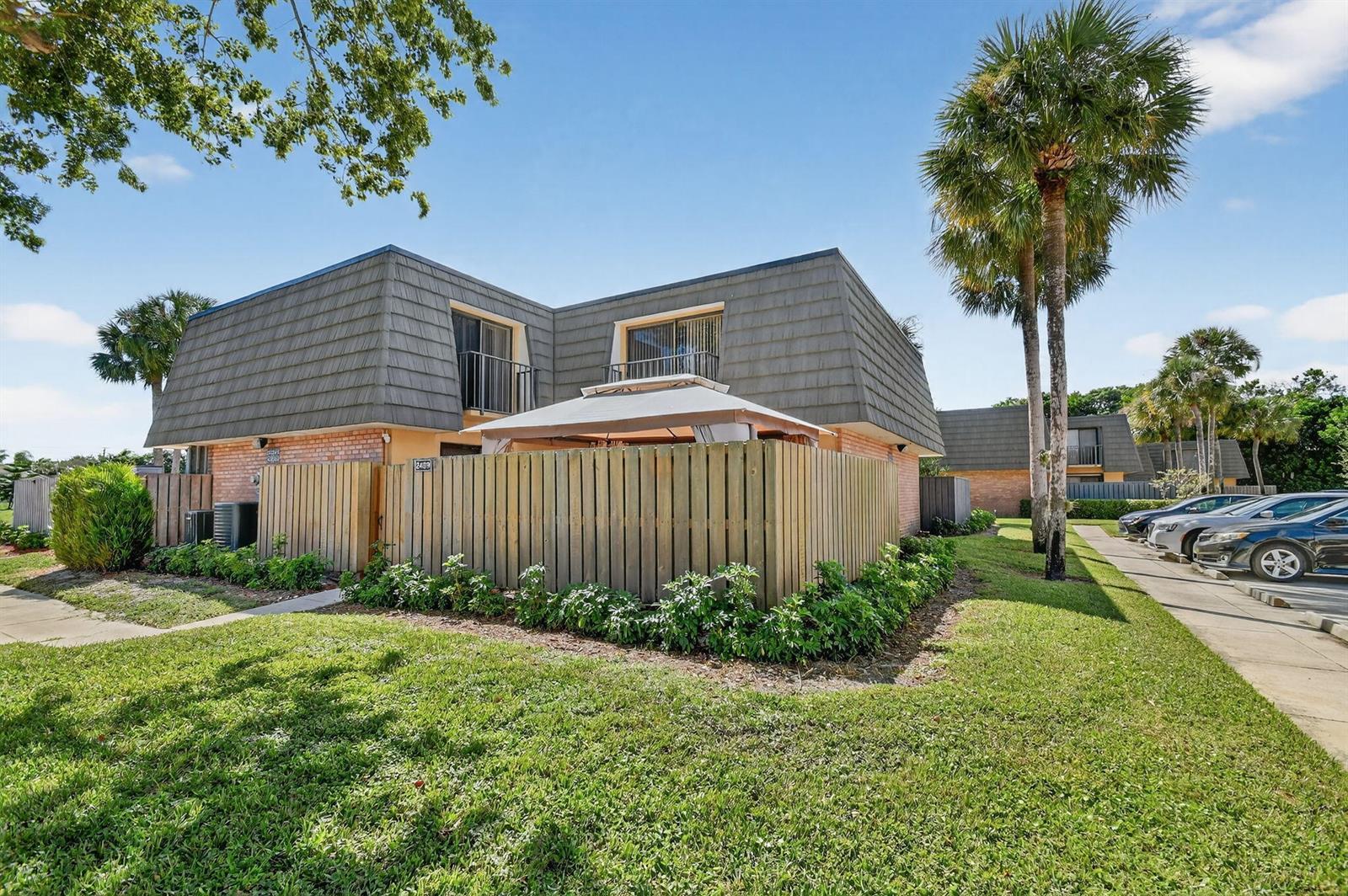 2409 24TH Way, West Palm Beach FL 33407