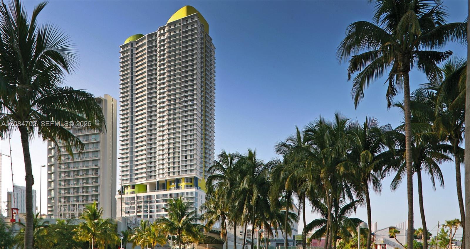 185 SW 7th St # 3206, Miami FL 33130