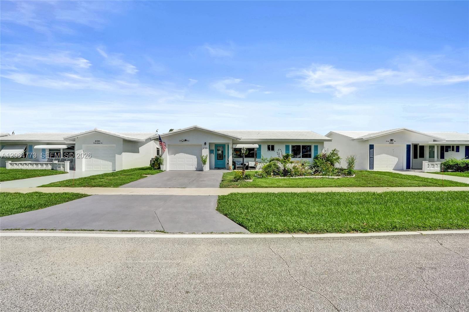 2083 SW 13th Ave, Boynton Beach FL 33426