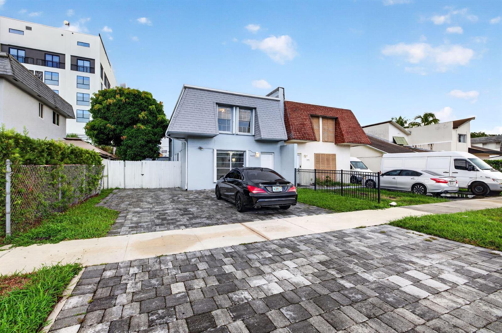 5435 SW 44TH Terrace, Dania Beach FL 33314