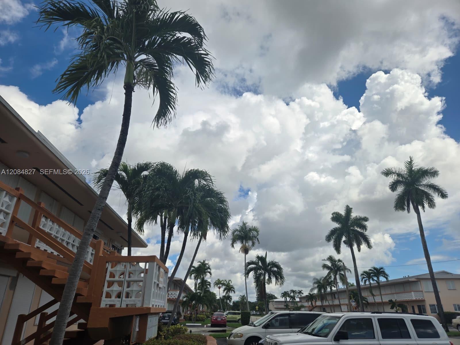 900 SW 11th Ave # 7C, Hallandale Beach FL 33009