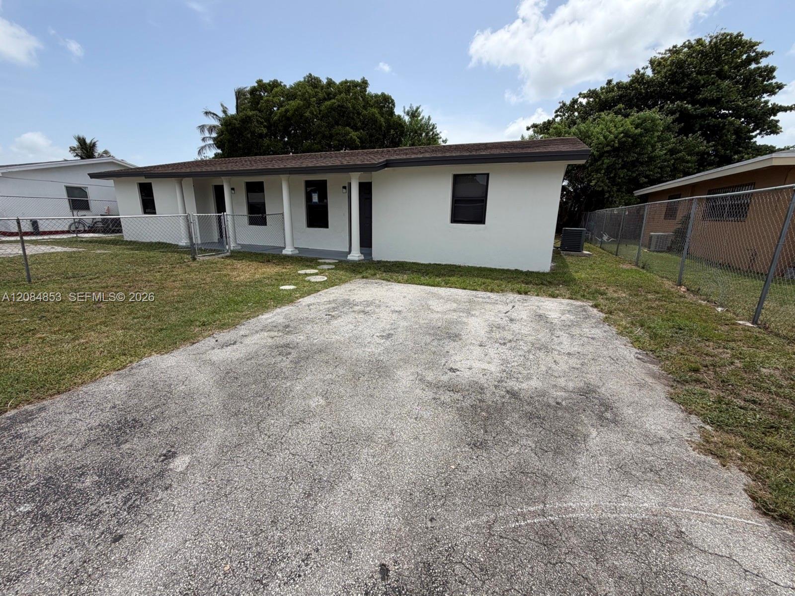 19110 SW 113th Pl # 19110, Miami FL 33157