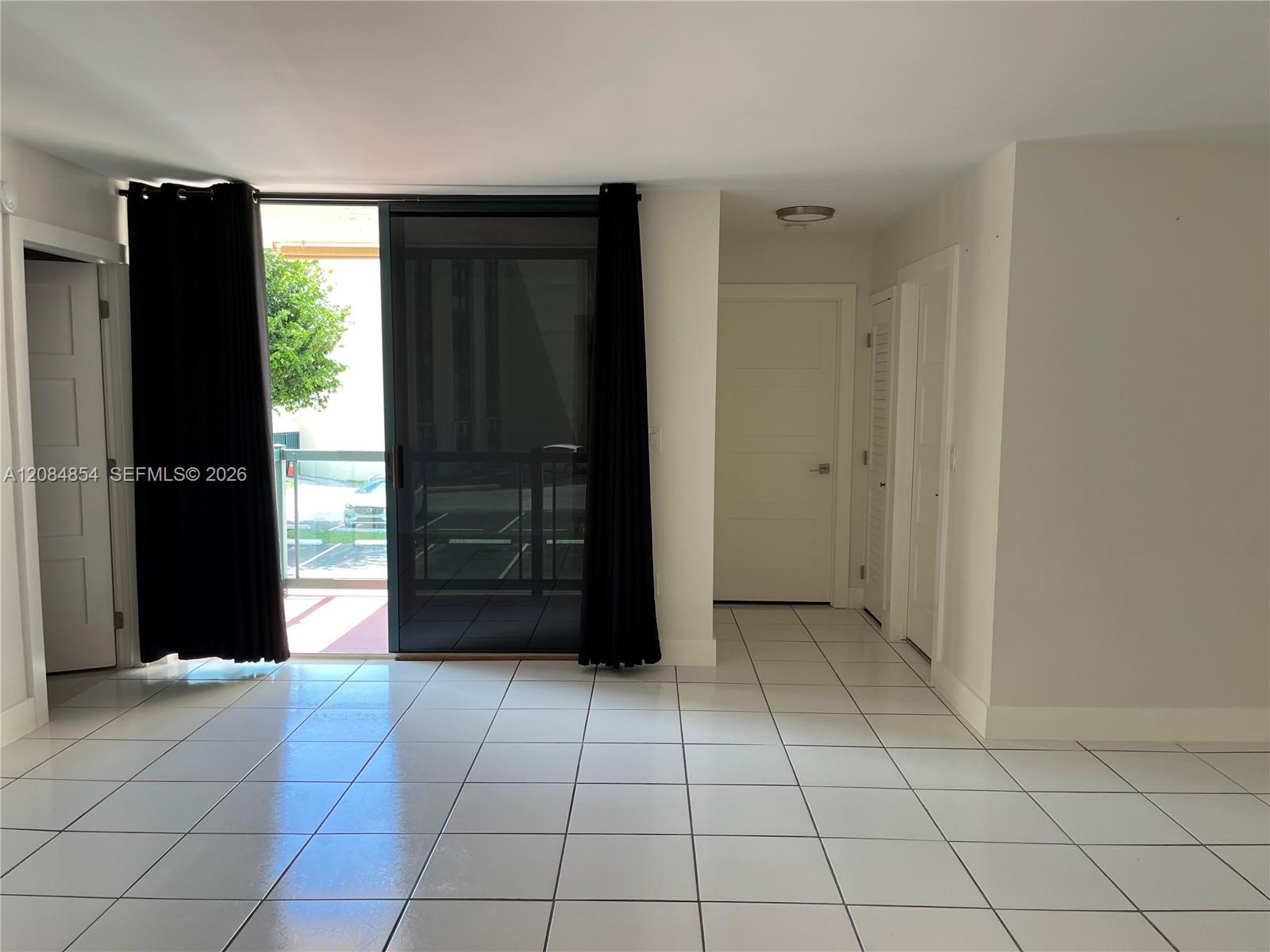 2075 SW 122nd Ave # 216, Miami FL 33175