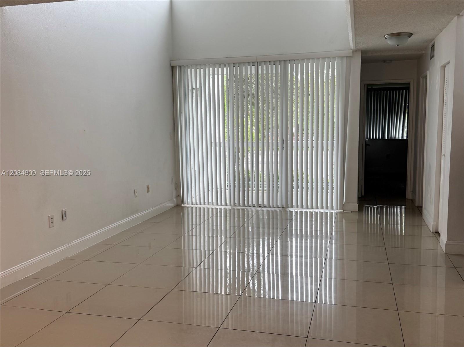 4639 NW 97th Ct # 18, Doral FL 33178