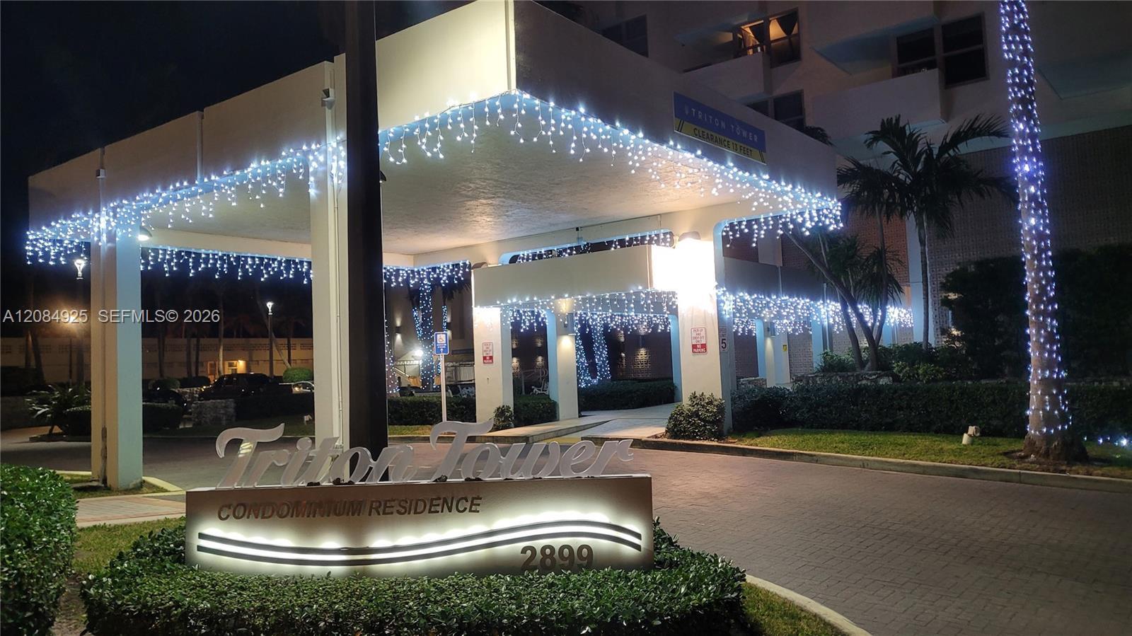 2899 Collins Ave # 606, Miami Beach FL 33140