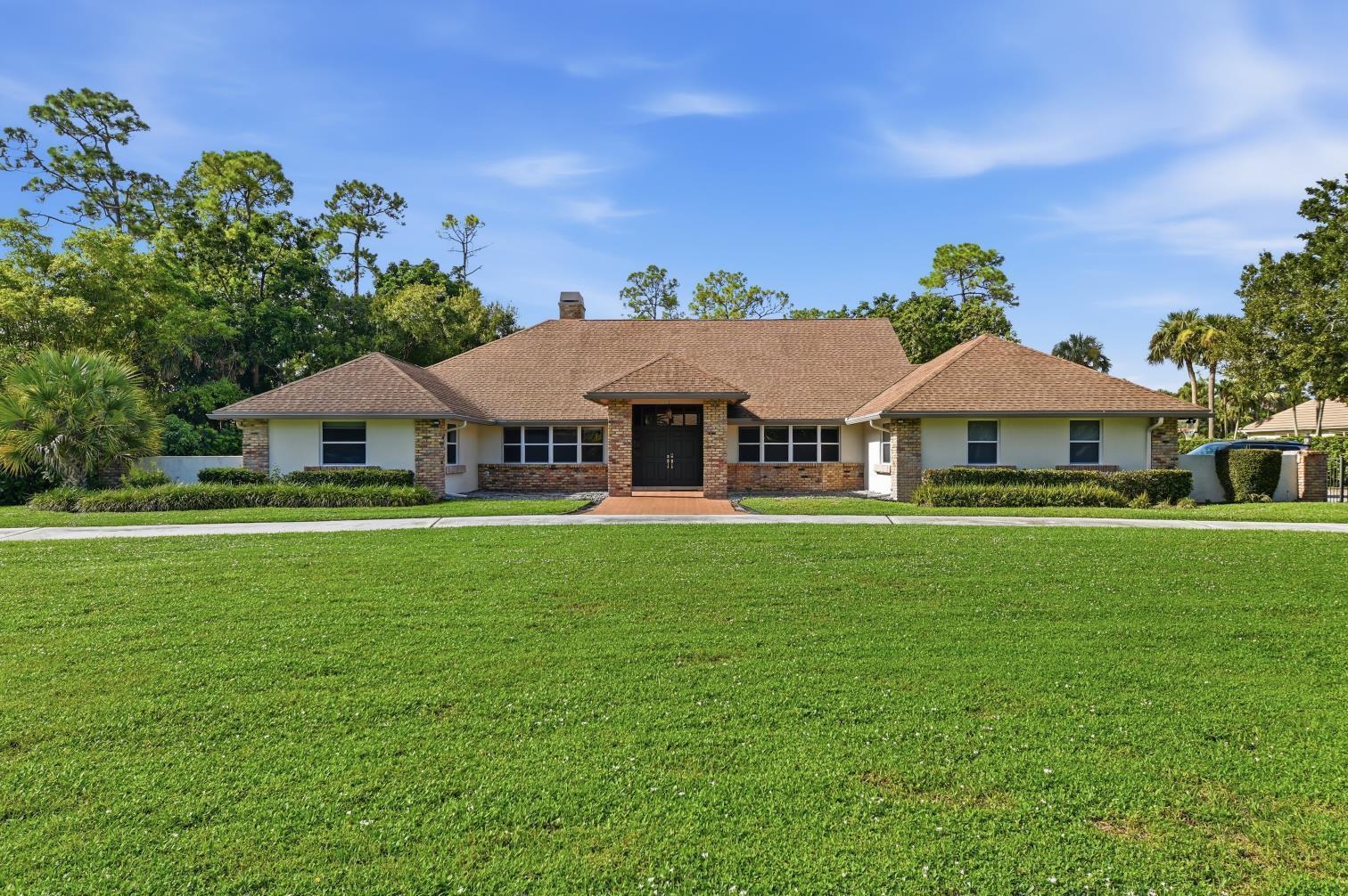 13670 Doubletree Trail, Wellington FL 33414